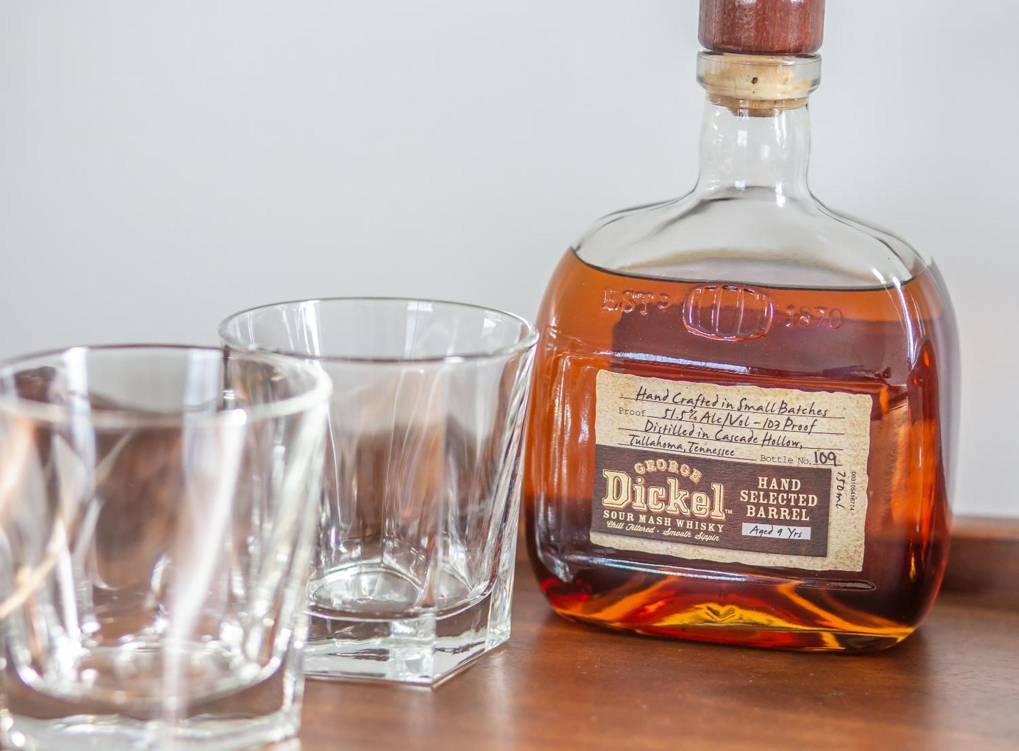 Whiskey House With Rooftop Golf, City Views! 8Min To Downtown! Sleeps 9! Нашвил Екстериор снимка