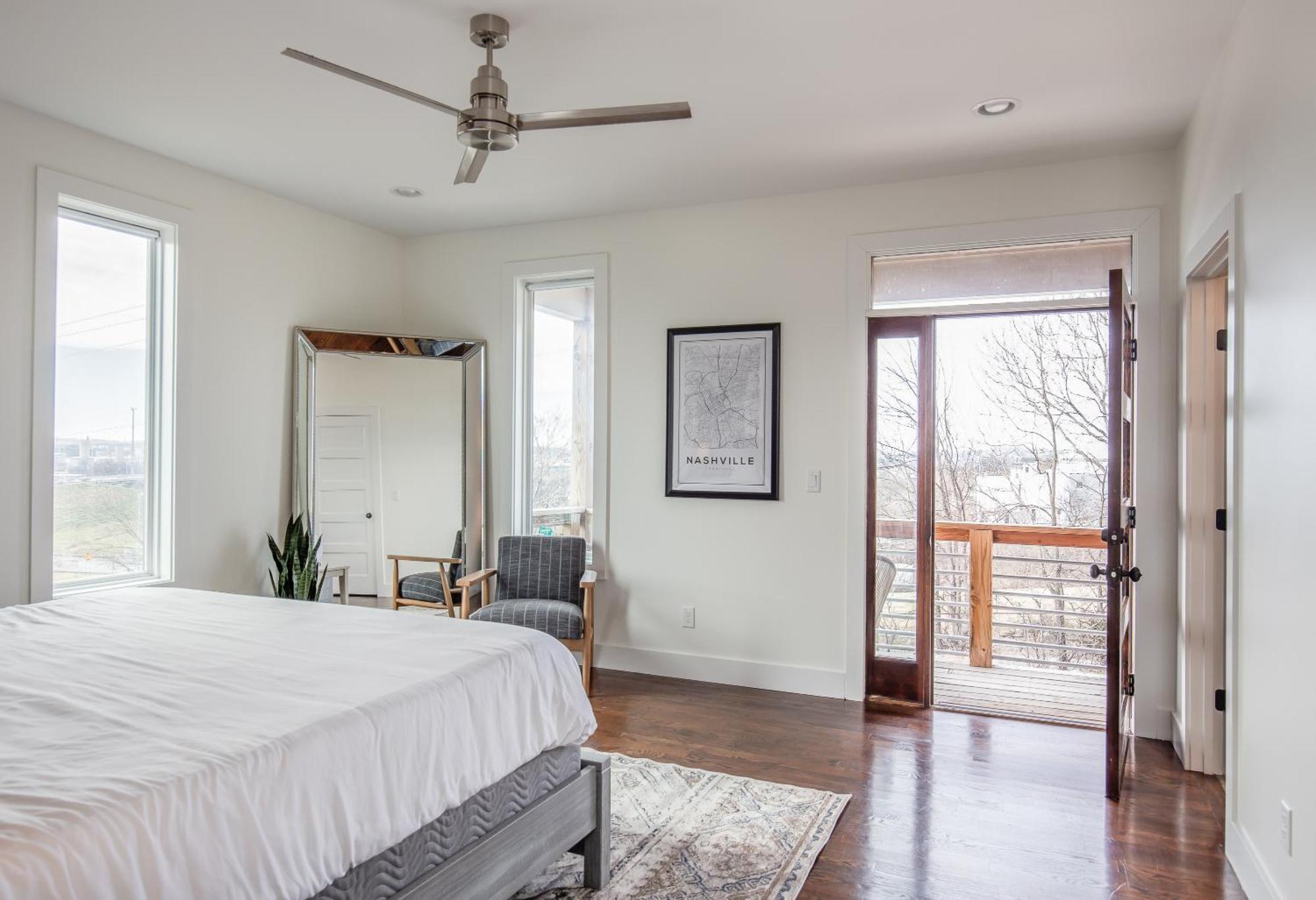 Whiskey House With Rooftop Golf, City Views! 8Min To Downtown! Sleeps 9! Нашвил Екстериор снимка
